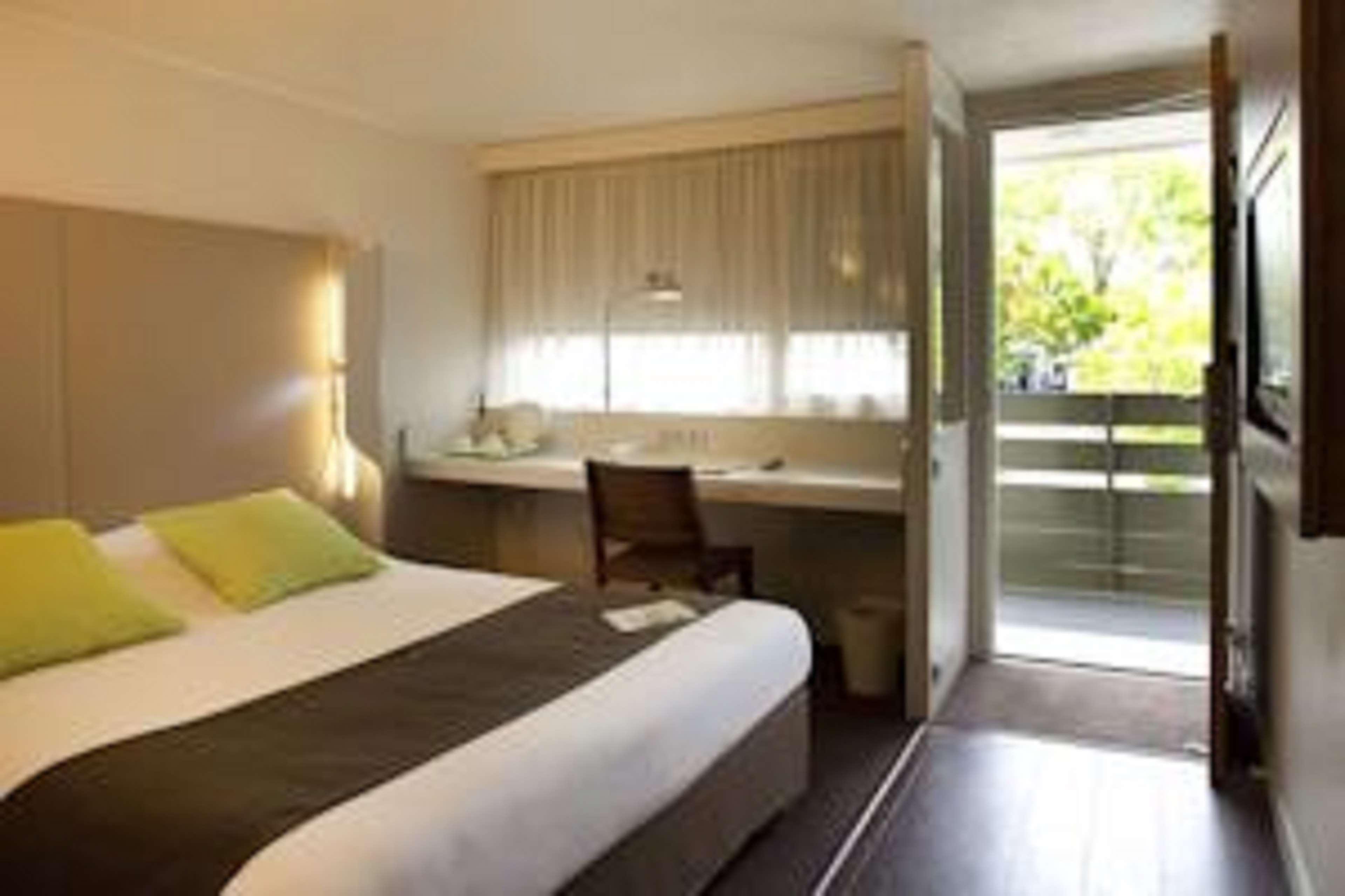 Campanile Montbeliard - Sochaux Hotel Ngoại thất bức ảnh