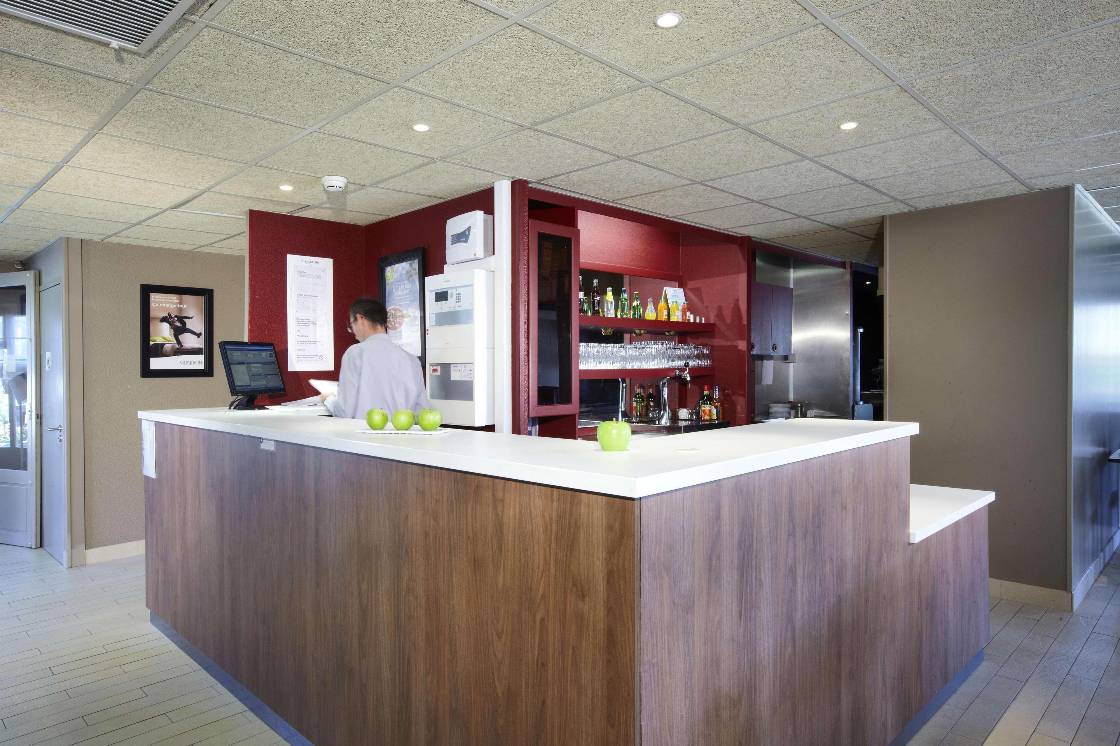 Campanile Montbeliard - Sochaux Hotel Ngoại thất bức ảnh