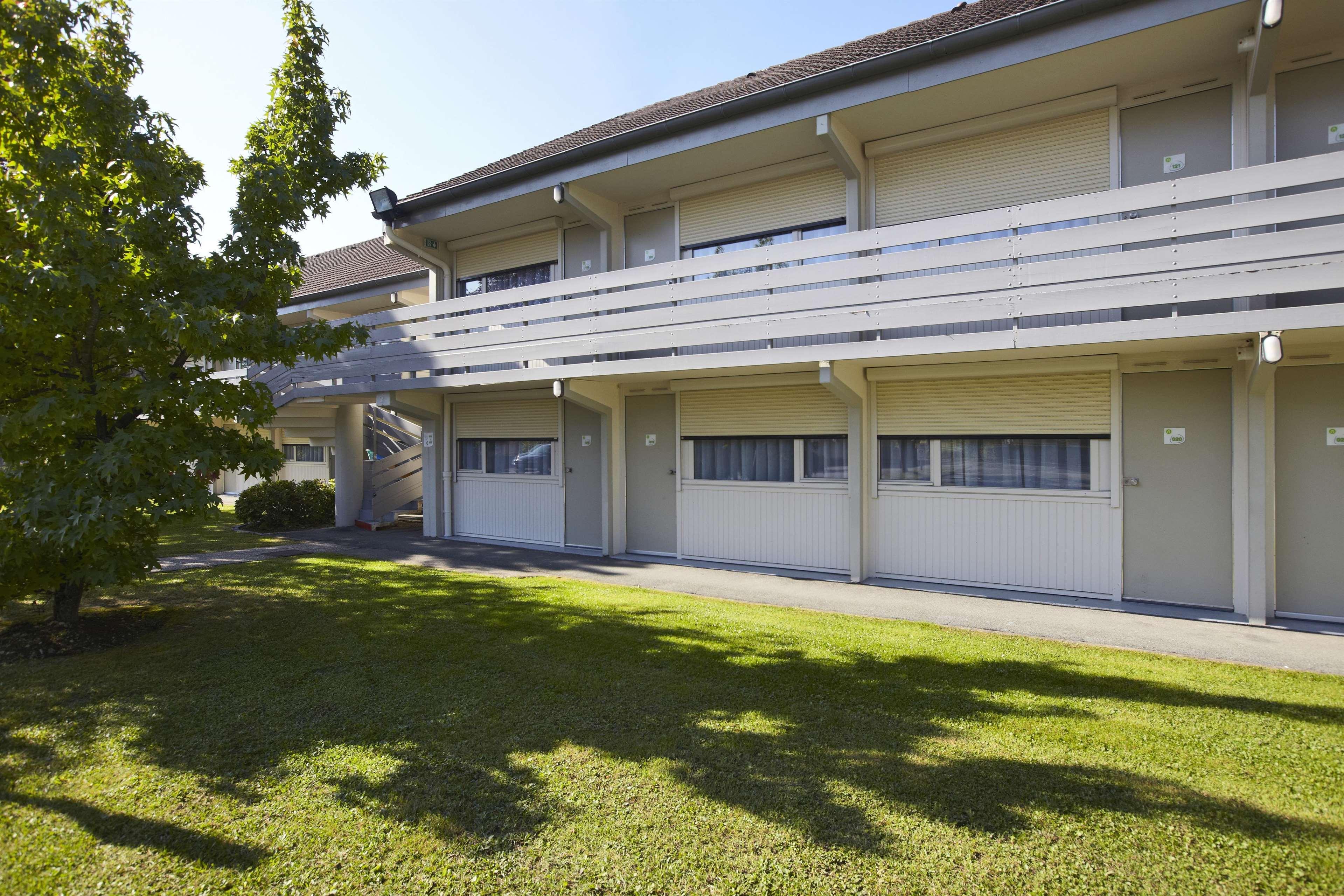 Campanile Montbeliard - Sochaux Hotel Ngoại thất bức ảnh