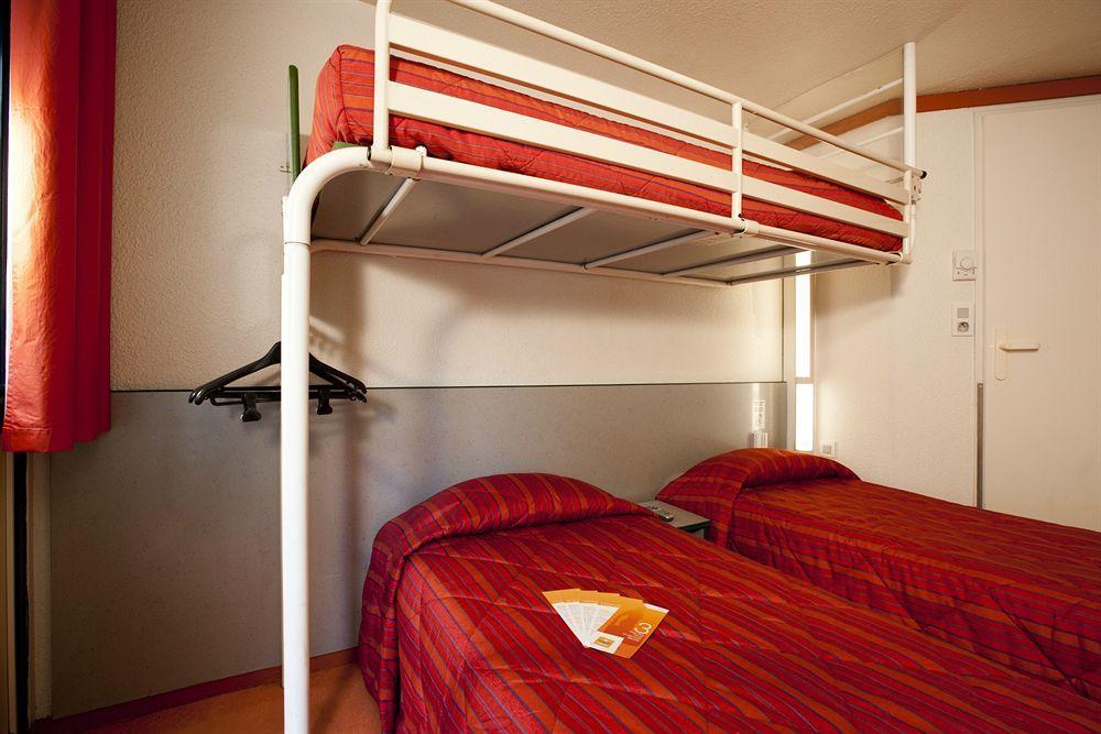 Campanile Montbeliard - Sochaux Hotel Ngoại thất bức ảnh